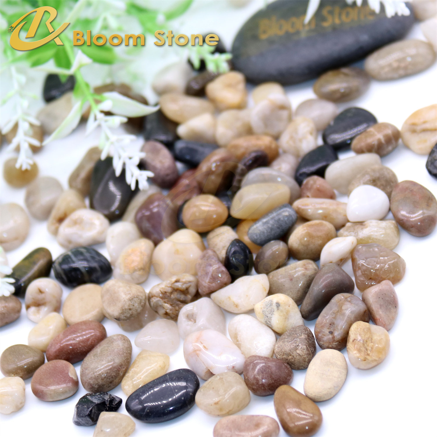 Driveway Yard Landscape Garden Paving Stone Polished Rocks Decorative Stone for Vases