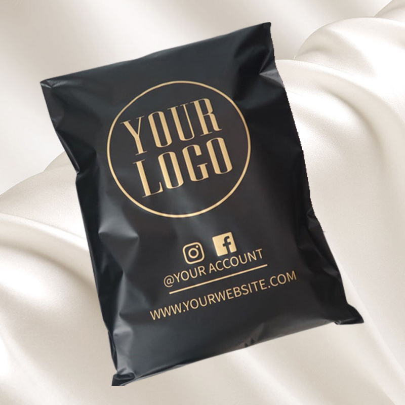 Custom Logo Mailer 100Pcs Pocket Shipping Delivery Bags Black White Large Clothing Poly Shipping Mailers With Designs