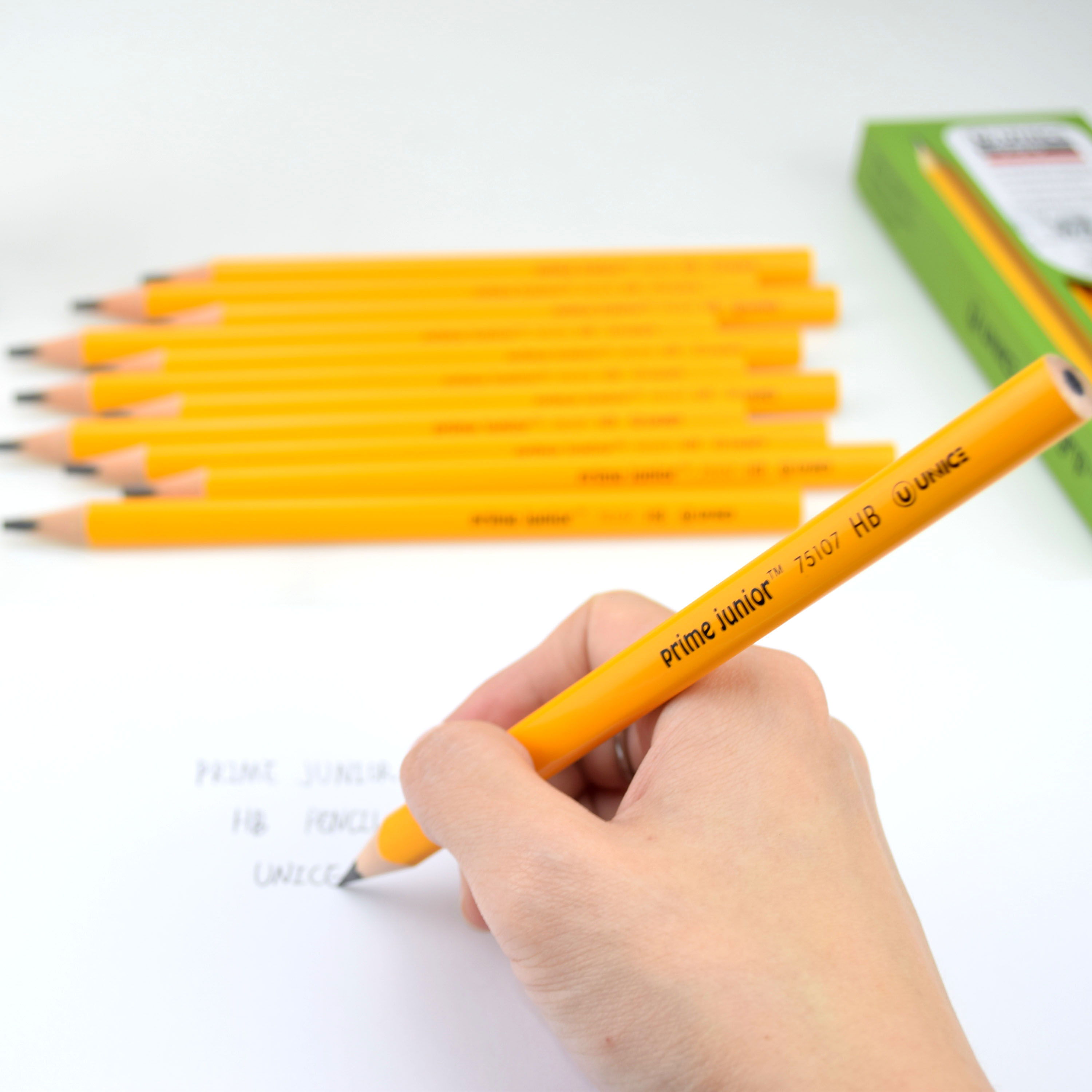 Papeleria HB pencil Factory Triangular Yellow Color HB Jumbo Wooden Pencil with EN71 / FSC Certification