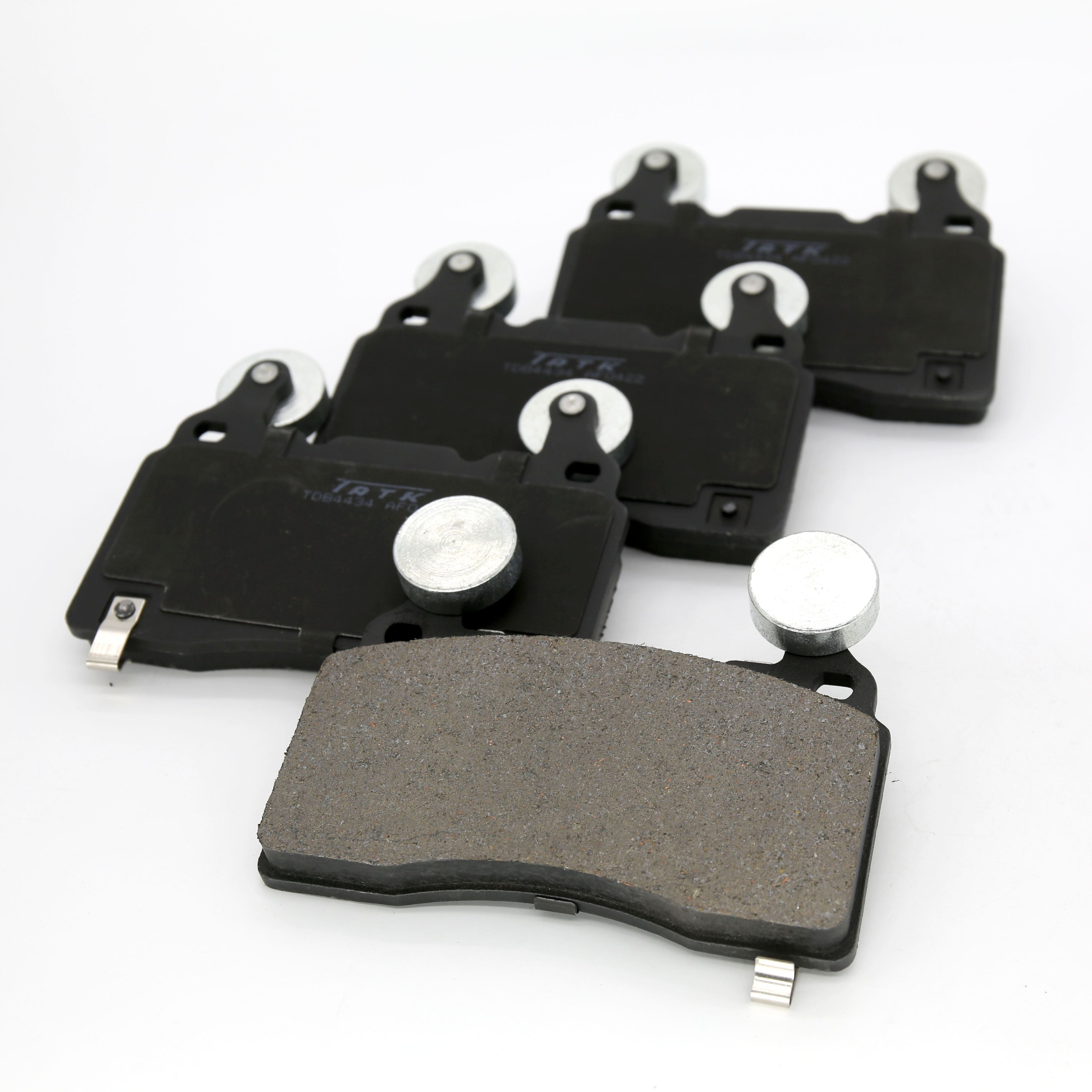 China Factory Premium Ceramic Brake Pad Disc Low Dust Brakepad For CADILLAC XTS Camaro CHEVROLET Corvette Heavy Duty 92244289
