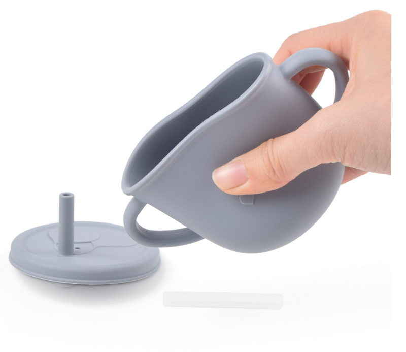 Hot sale quality bpa free eco friendly reusable printed silicone straw cup baby