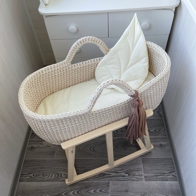 BB002 Custom Baby Moses basket with two brushes Handmade baby cradle Crochet nursery decor Newborn shower and new mother gift