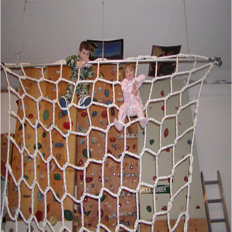 High strength climbing rope net for children