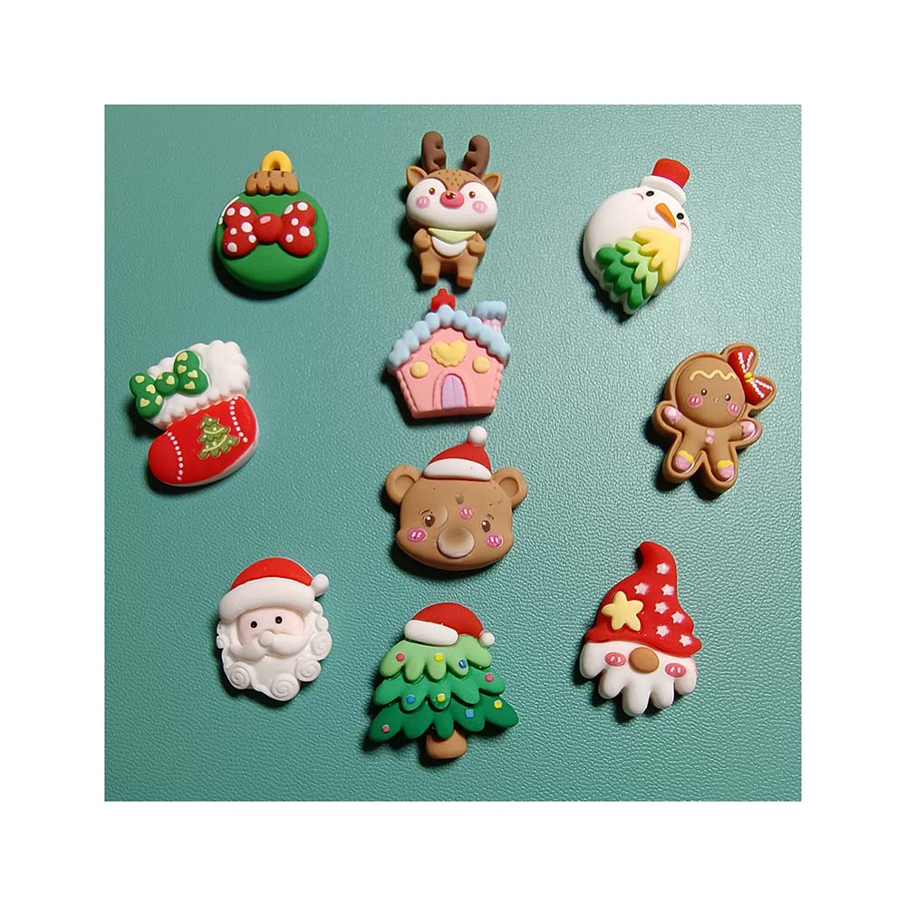 Mixed Christmas Tree Hanging Ornaments Resin Series Claus Santa Socks Deer Bear Cabochons for Decoration