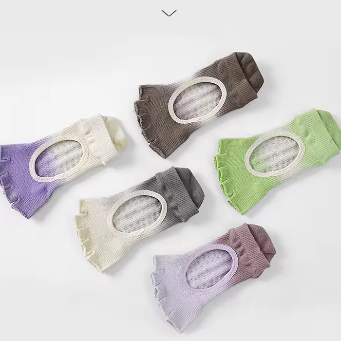 Xiangyi Oem Sweat Absorption Non Slip Indoor Fitness Five Finger Zhuji Sports Socks