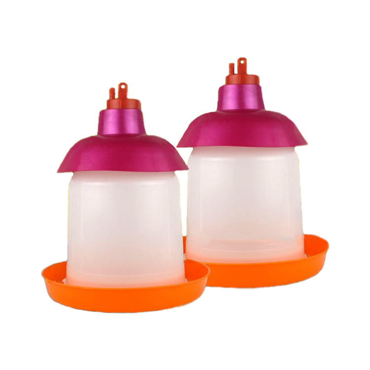 2020 New design plastic chicken feeders and drinkers poultry farming equipment automatic poultry drinkers