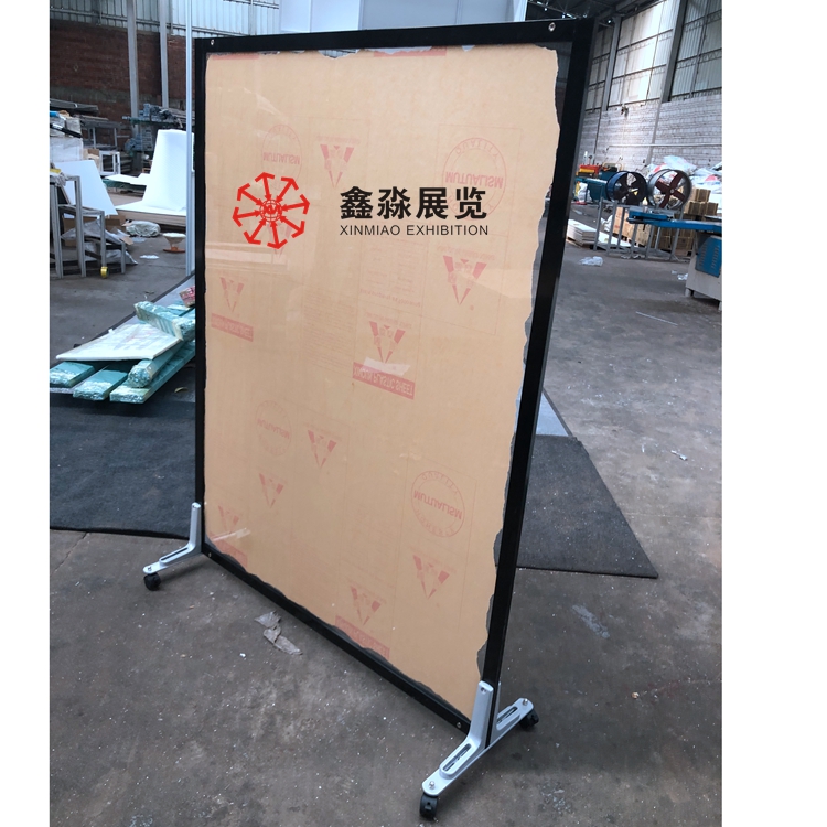 Cleary rolling shield, акриловая прозрачная перегородка из плексигласа с колесами