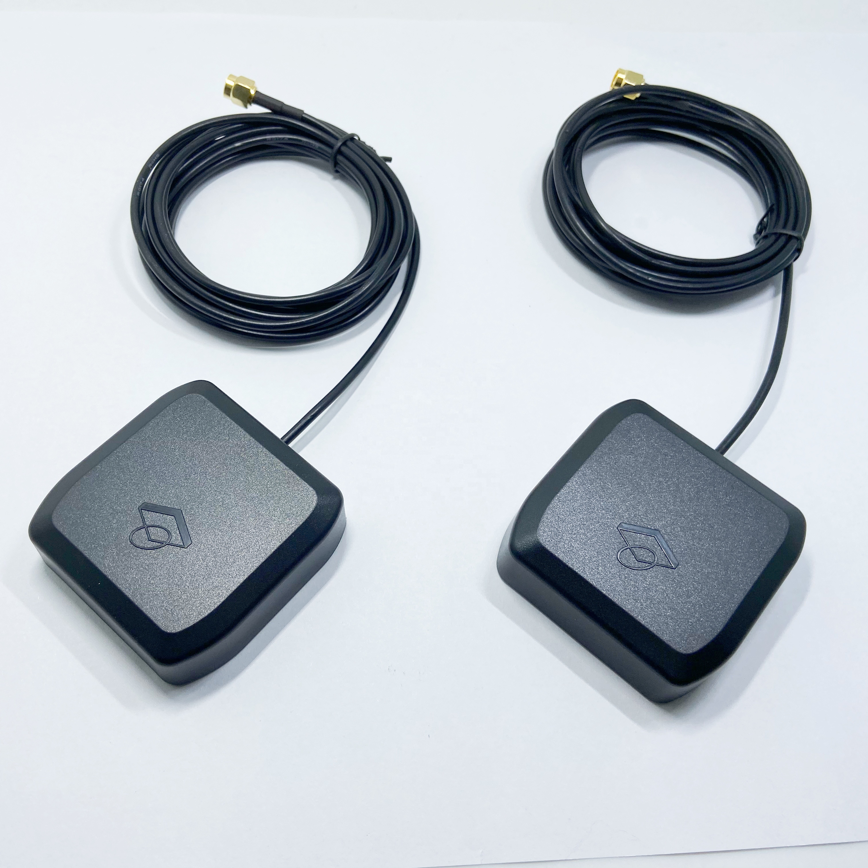 Внешняя керамическая антенна UHF с RFID-считывателем 915 МГц