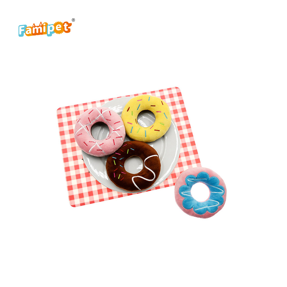 Professional Manufacture Squeak Outdoor Dog Toy Donuts