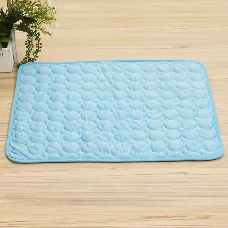 Cross border Amazon popular summer pet ice dog pad ice silk pad cat cool pad pet supplies wholesale