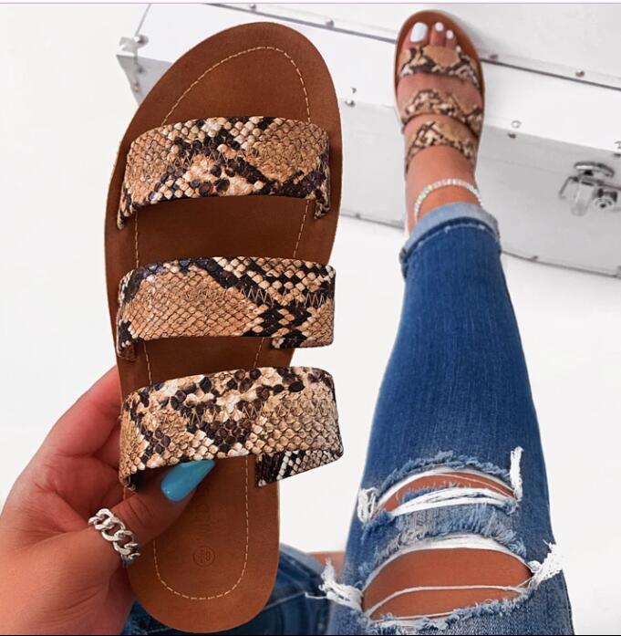 Snake totem three-layer non-slip outdoor slippers 2019 women fashion wild wild beach shoes sandals flat bottom ladies slippers