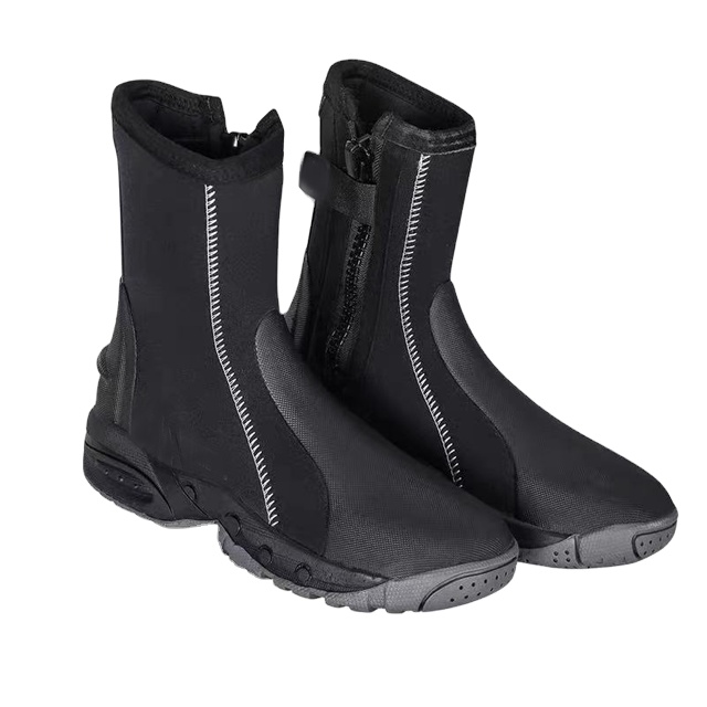 Man's Water Sports Shoes 3mm 5mm Neoprene Scuba Diving Boots With Magic buckle design