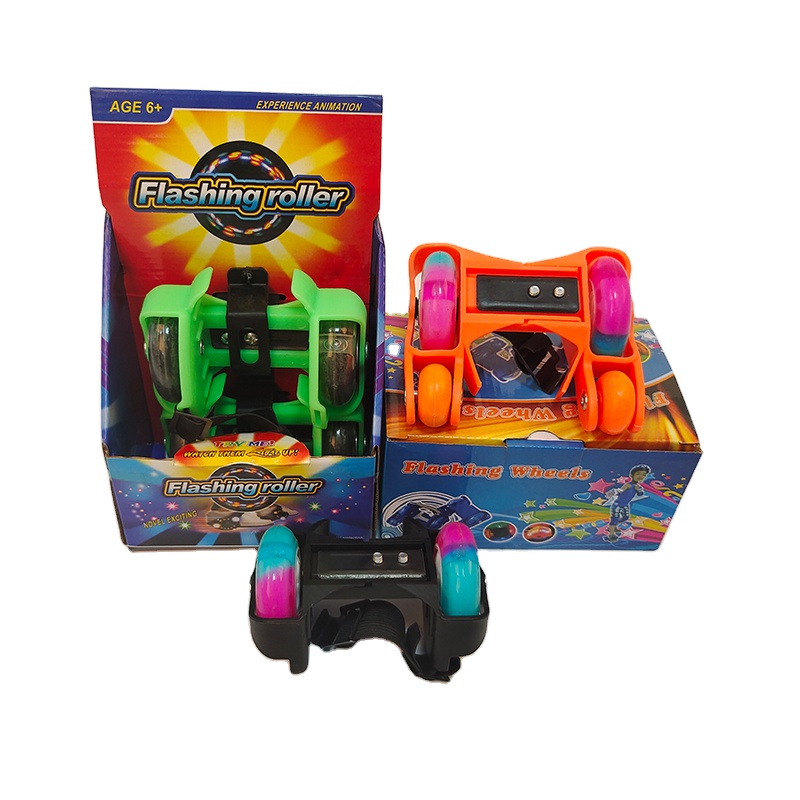 Adjustable Heel Cheap Flashing Roller Skate with LED Lights