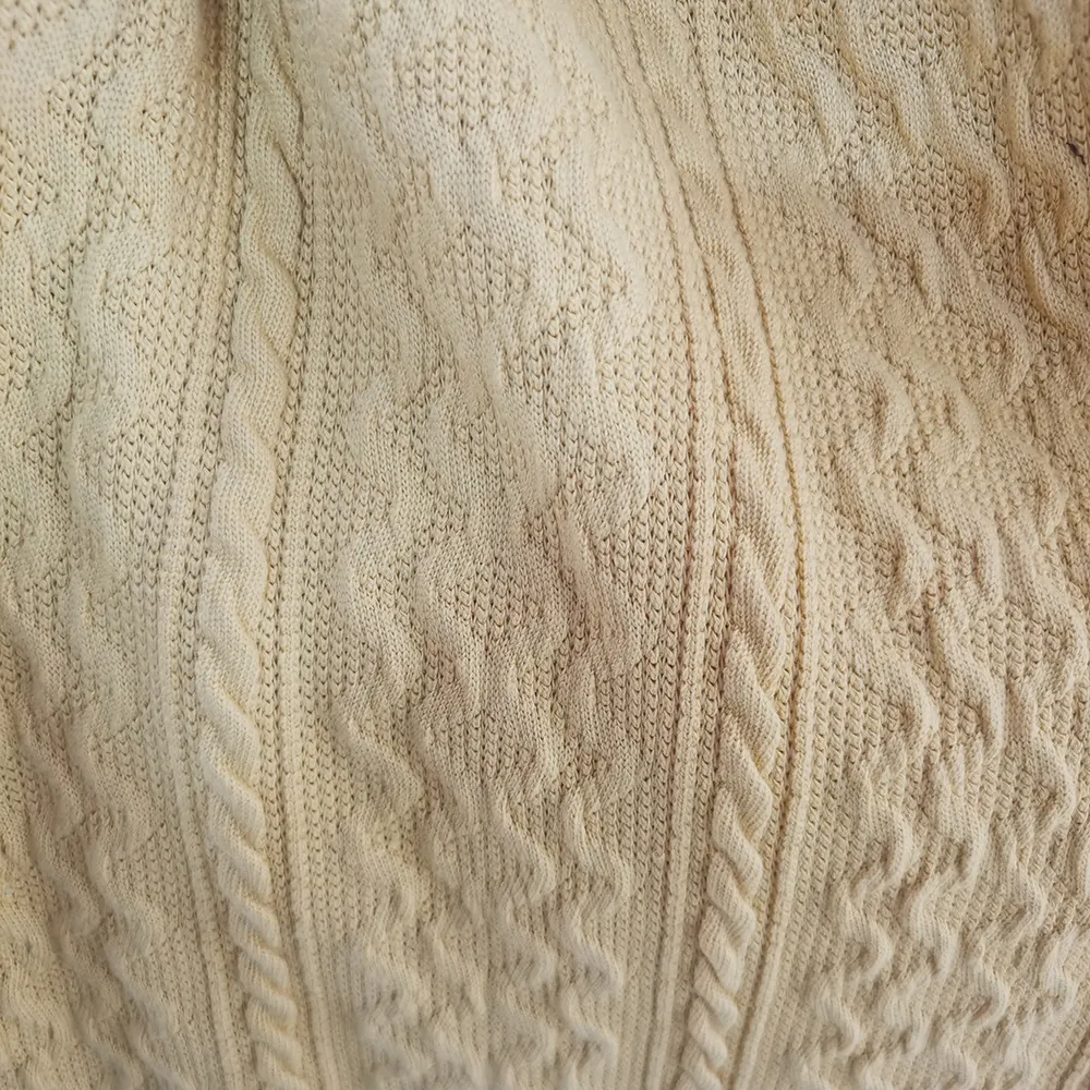 Ready to ship polyester cable knit jacquard sweater fabric