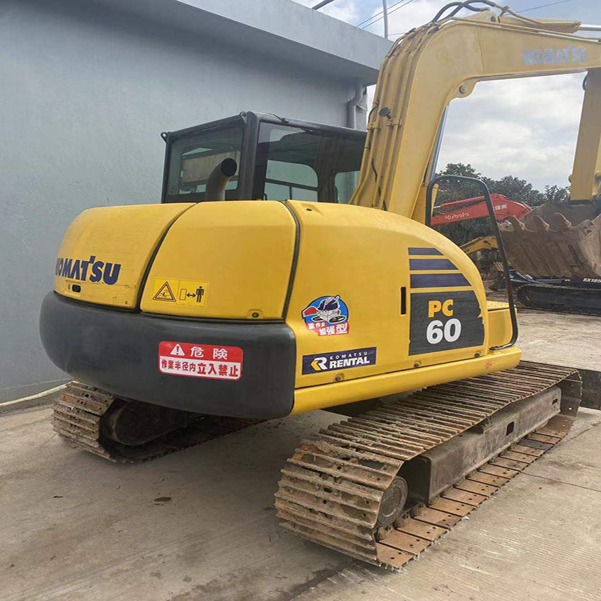Genuine spot used komatsu pc60 excavator