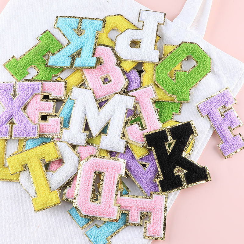 EM0004A Custom Fashion Logo Professional Chenille 26 Letter Patches Label Glitter Chenille Embroidery Patch Vinyl Of The Sofa