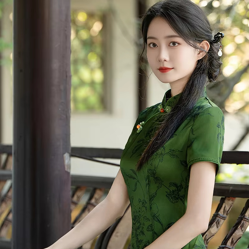 Plus Size Chinese Vintage Cheongsam Dresses Beautiful Qipao Chinese Traditional Clothing For Women 4XL