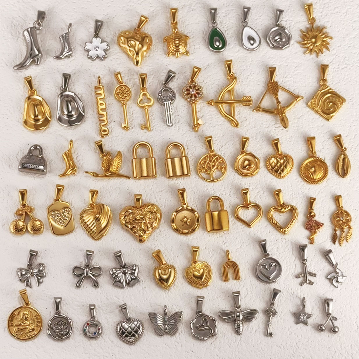 Custom DIY Fine Jewelry Pendants Heart Padlock Key Charm PVD Gold Plated Cherry Handbag Bowknot Charms For Necklaces Bracelets