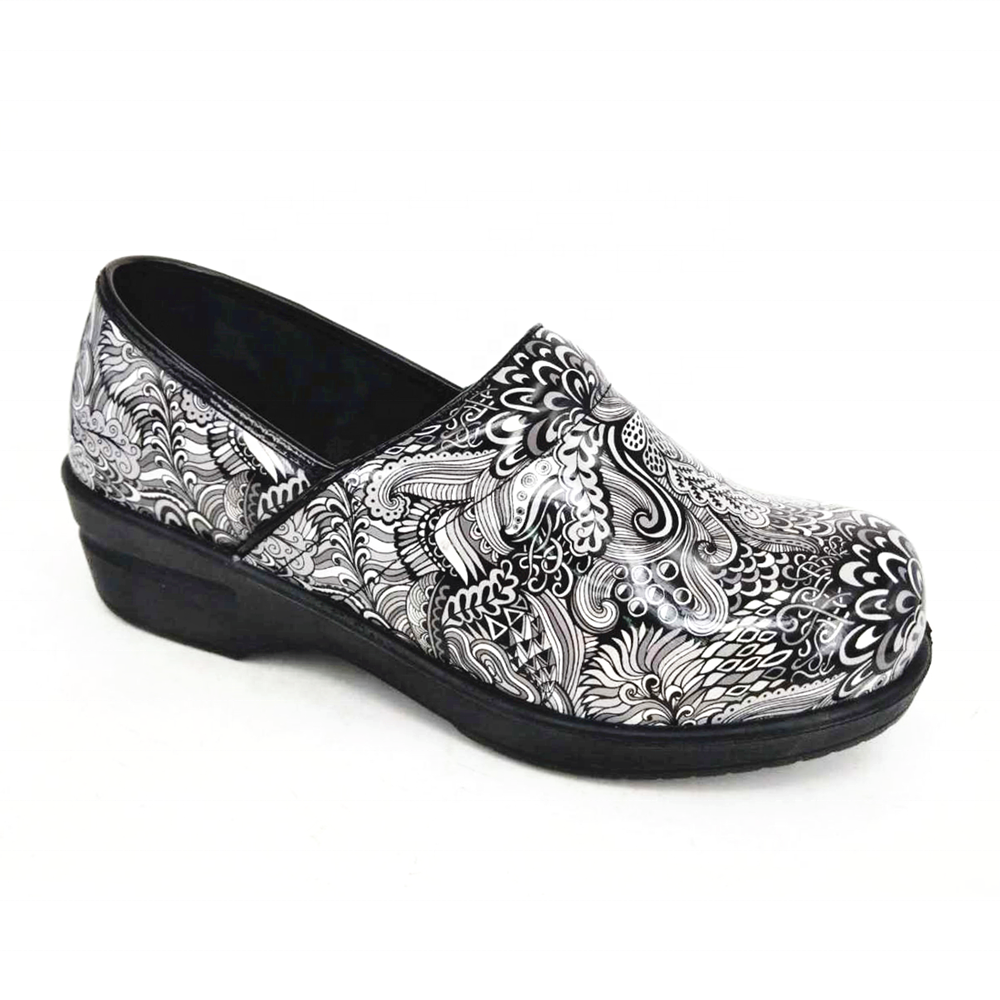 Practical cute nurse shoes women hospital medical nursing clogs