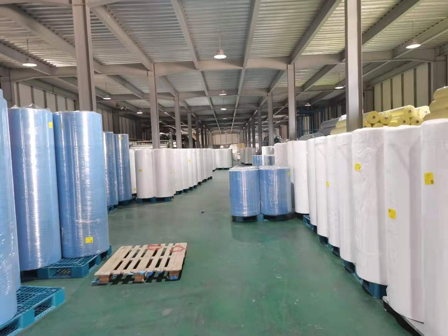 Высокое качество воздухопроницаемость санитарно-полипропиленовый нетканый материал производители для промышленности
