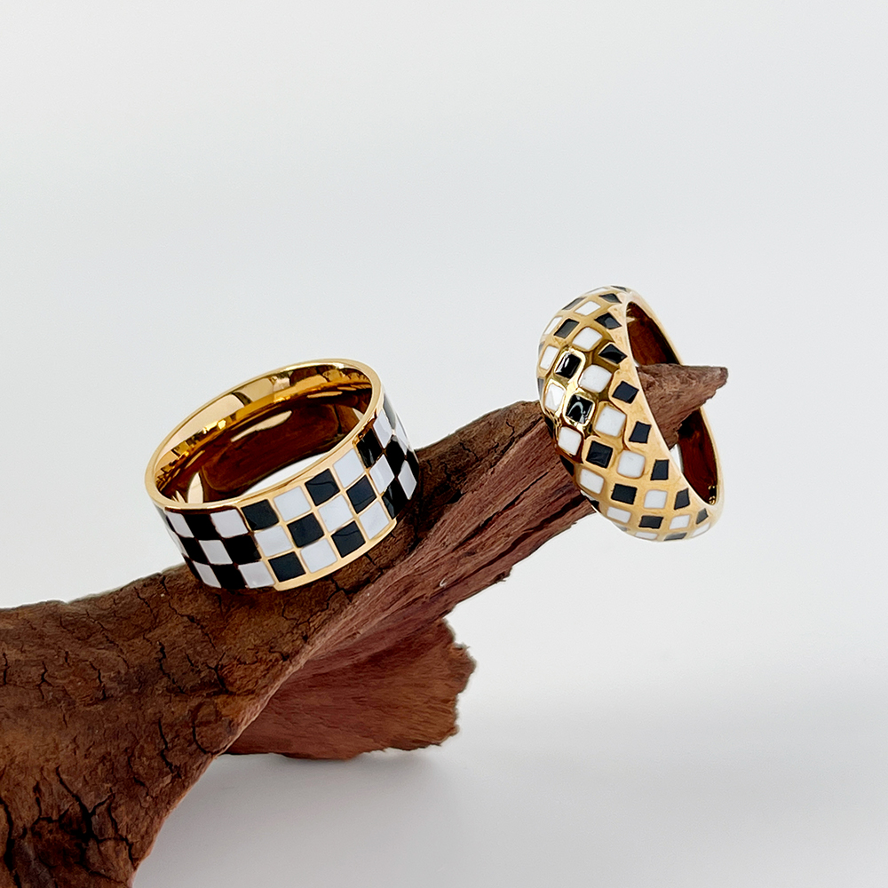 R0270 minimalist enamel black white plaid wide chunky ring gold plated titanium steel jewelry rhombus grid thick finger rings
