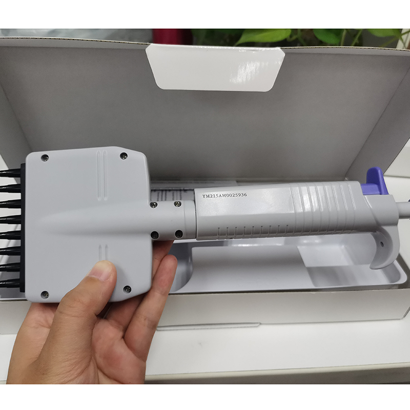 Pipette gun single channel adjustable sampling gun whole sterilized micro pipette