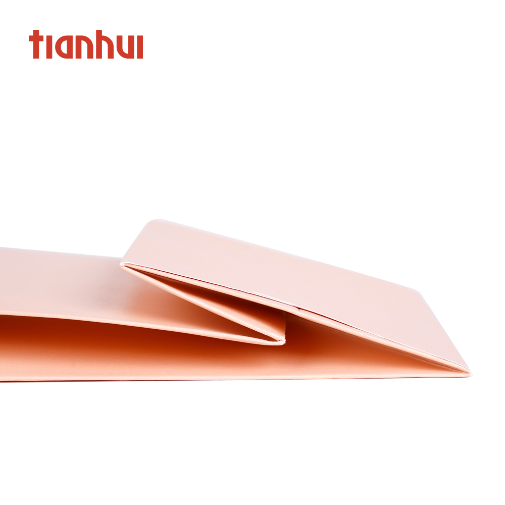 Оптовая продажа индивидуальных упаковочных бумажных сумок, подарочных сумок для свадебных сувениров
