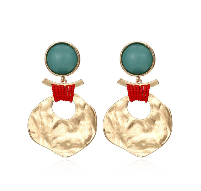 Wholesale Hot Personality Earrings Geometric Metal Pendant Retro Handmade Bead Gold Earrings