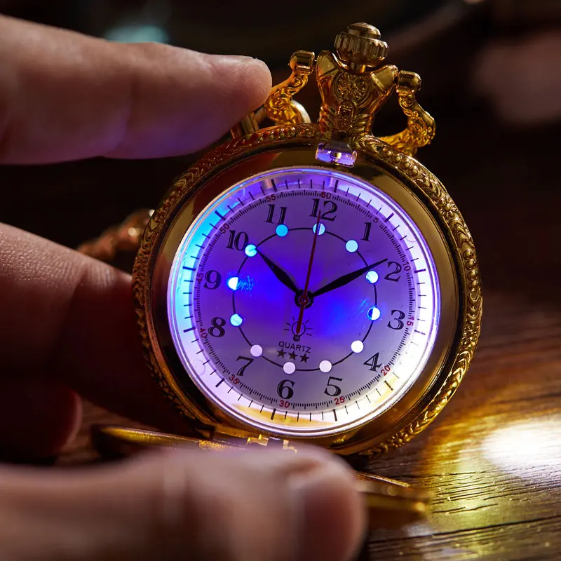 Watches A Led Flash Luminous Vintage Dial Quartz Watches Keychain Steampunk Fob Clock Steam Locomotives Train Pocket Watch