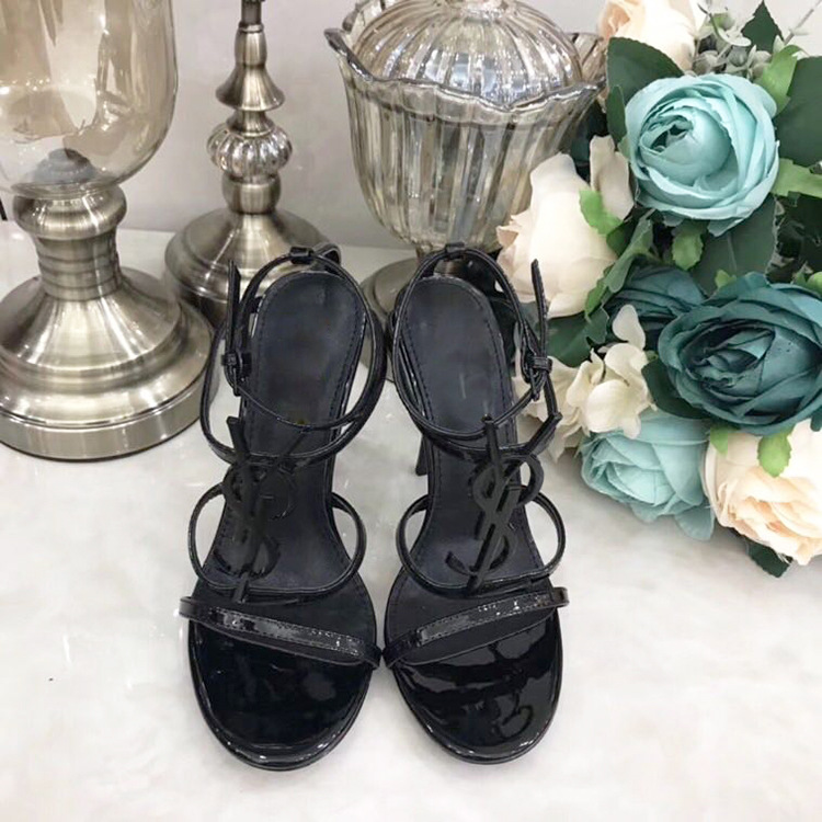 2021 Fashion trend letter high heels for women