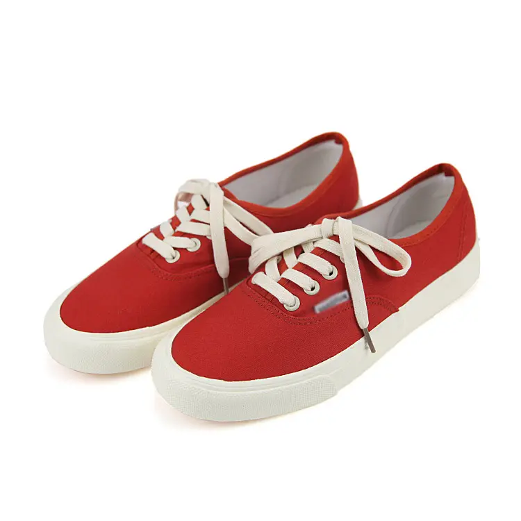 Wholesale comfortable casual low cut vulcanized sneakers flat canvas shoes women