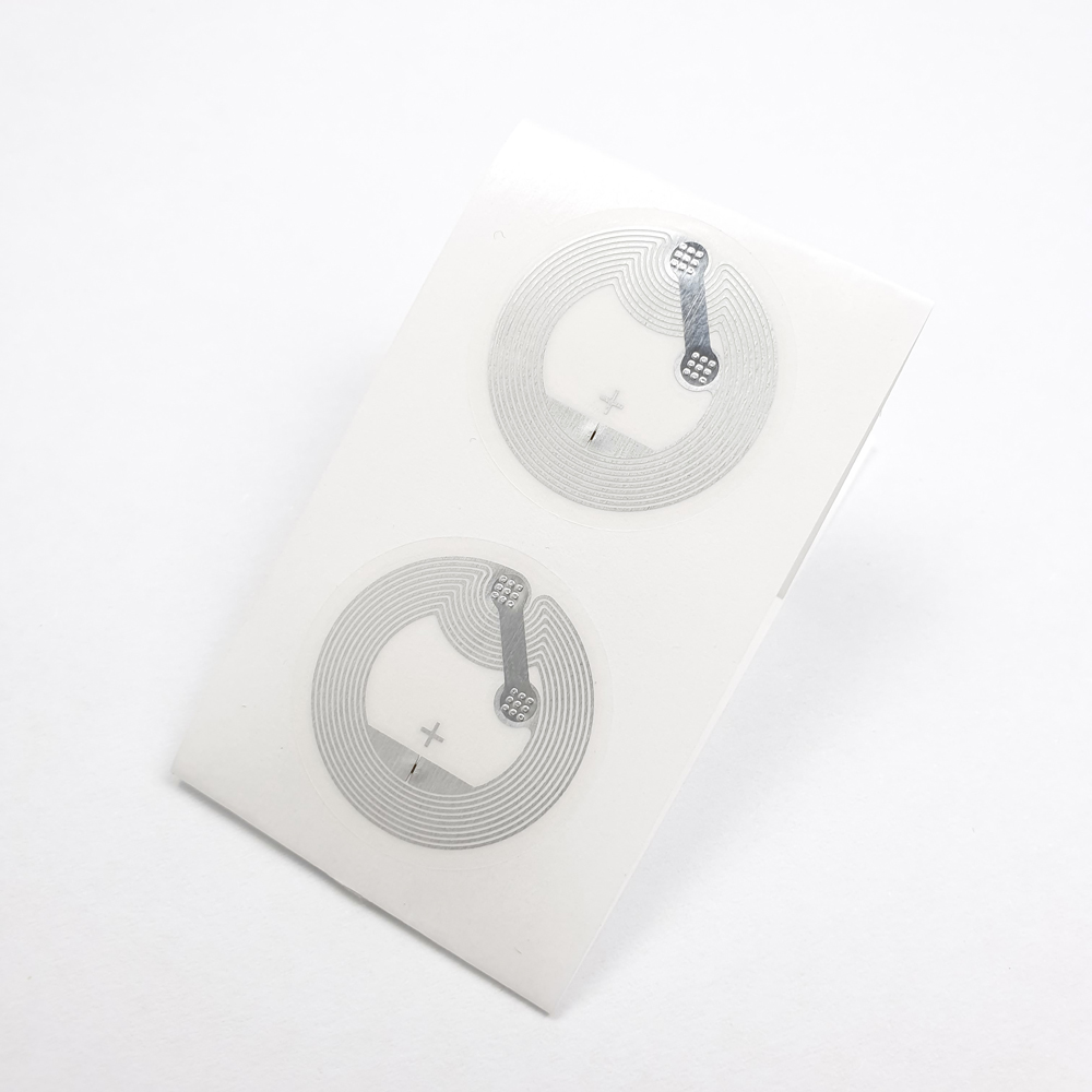 Низкая цена ISO14443A RFID NFC прозрачный стикер тег 216 чип