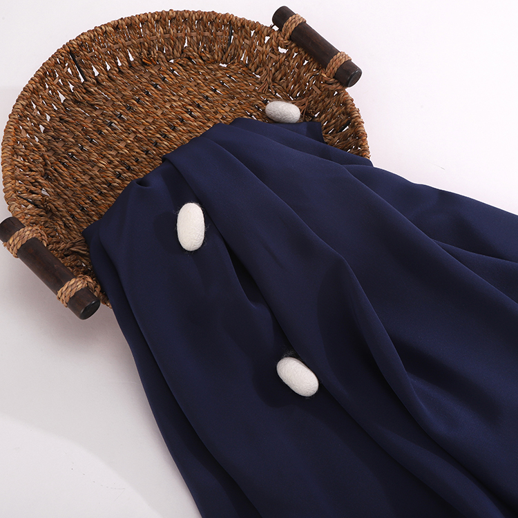 Wholesale Custom 23MM 112CM Dark Blue Heavy Silk CDC Fabric 100% Silk Crepe De Chine