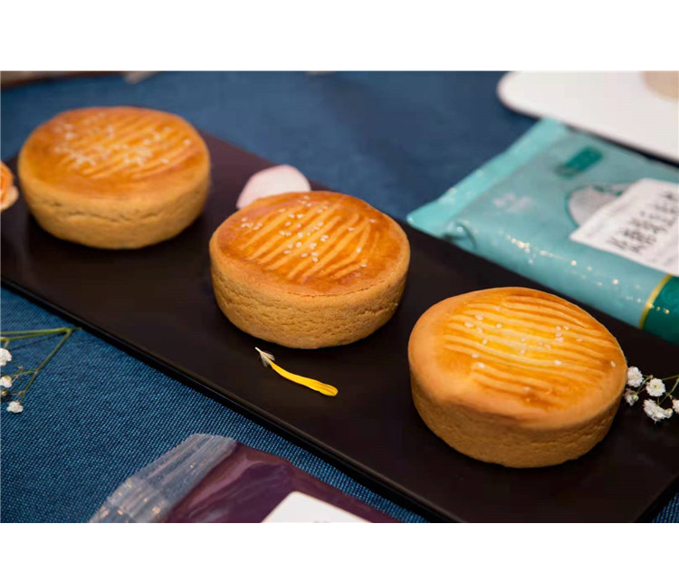 Delicious Bulk Mid-autumn Mooncakes Customized Wholesale Liuxin Mooncakes