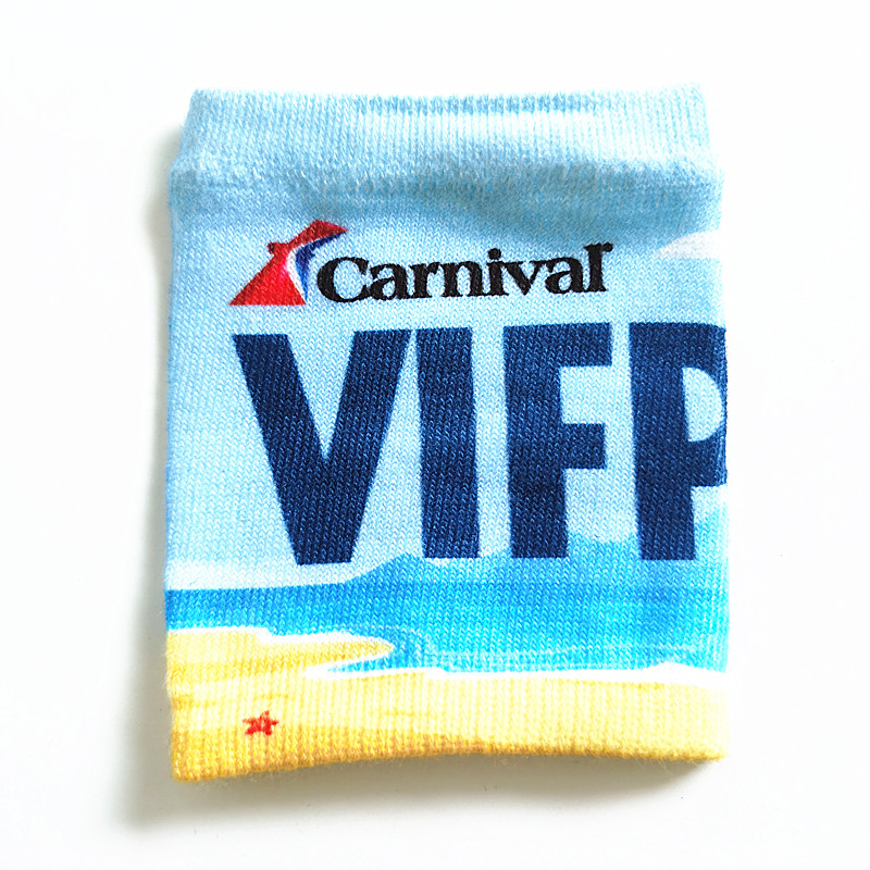 2021 wholesale low prices Holiday custom logo promotional gifts and crafts bottle cloth