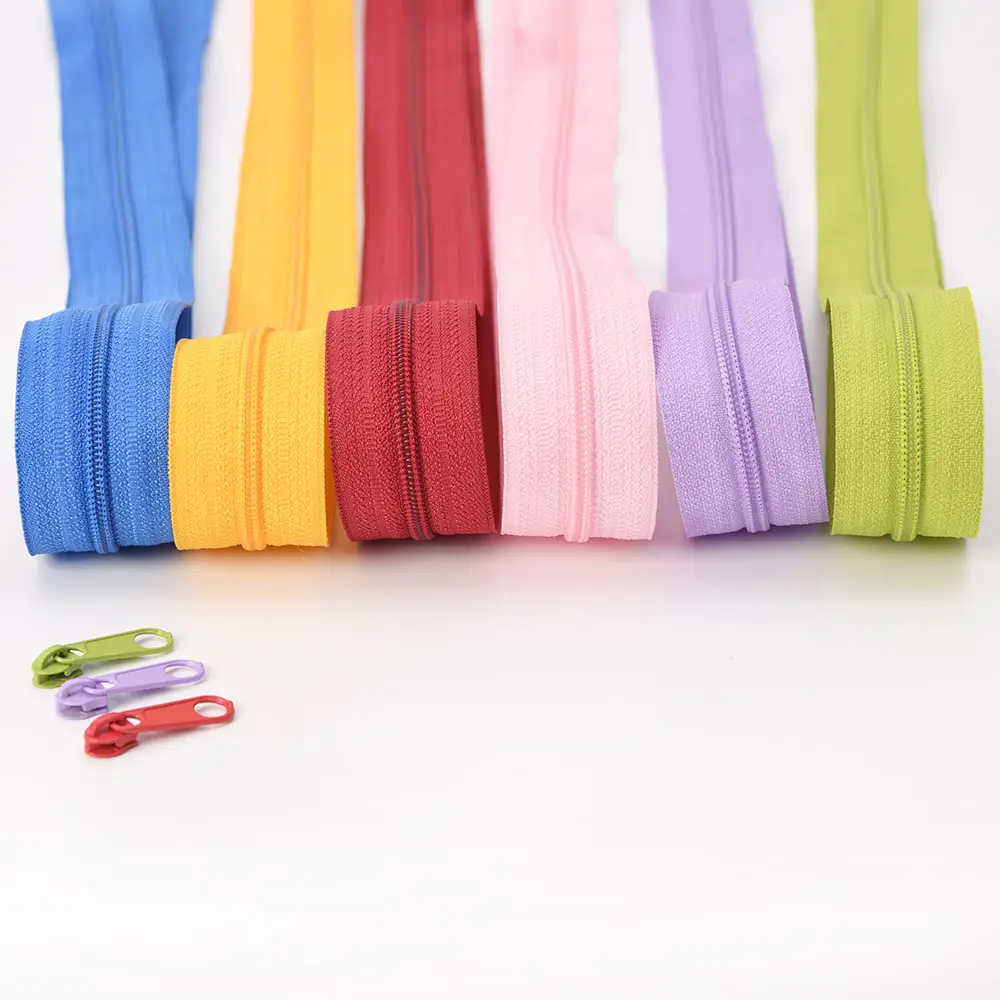 Zipper For Bag Custom 3# 4# 5# 7# 8# 10# Nylon Zipper Long Chain Roll Zipper Coil Cierre For Garment/Textile/Bags/Tent