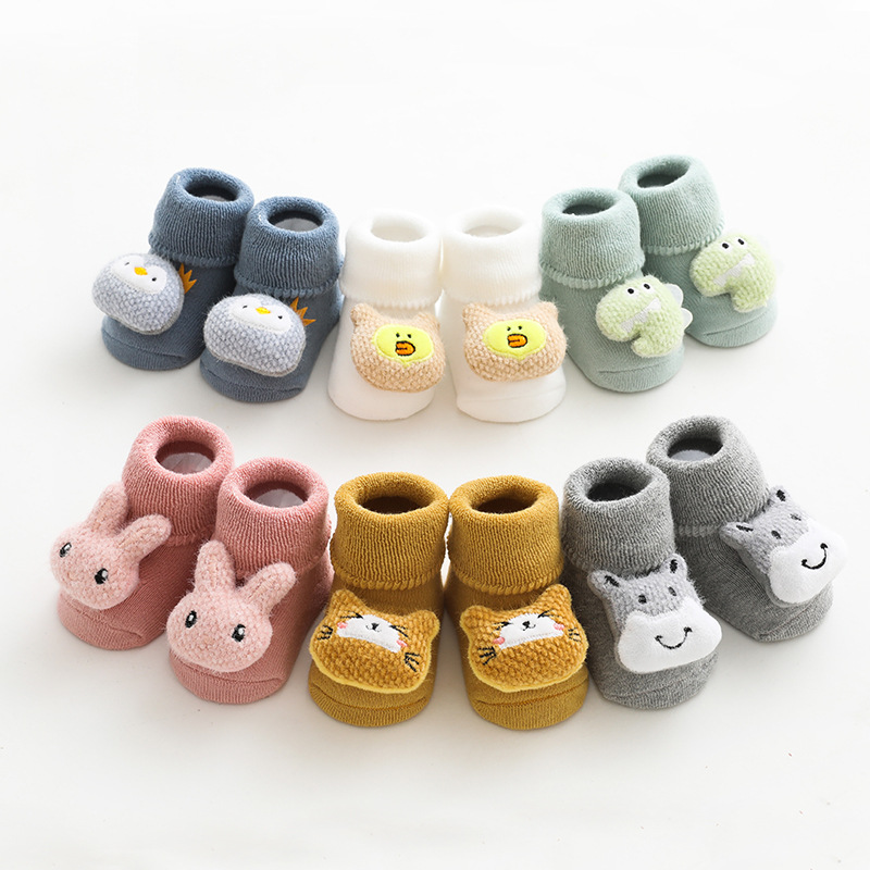 Winter baby socks cartoon doll baby non-slip and fleece and thick socks middle stockings