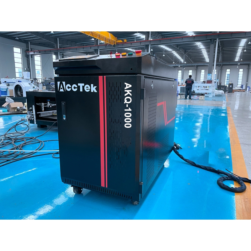 Jinan 2000W 200w 1000w hand held fiber Laser Cleaning Metal Paint Coat rust removal Machine clean laser machine