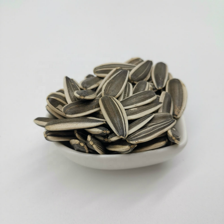 Оптовая продажа, необработанные семена подсолнечника, зерно подсолнечника 361/601/363/5009, экспортная цена, высококачественный Урожай 2019 вкусный из Китая; GAN AA класс