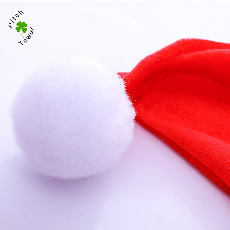 Low MOQ Cheap Wholesale Golden velvet bai hat merry Christmas santa hat emoji