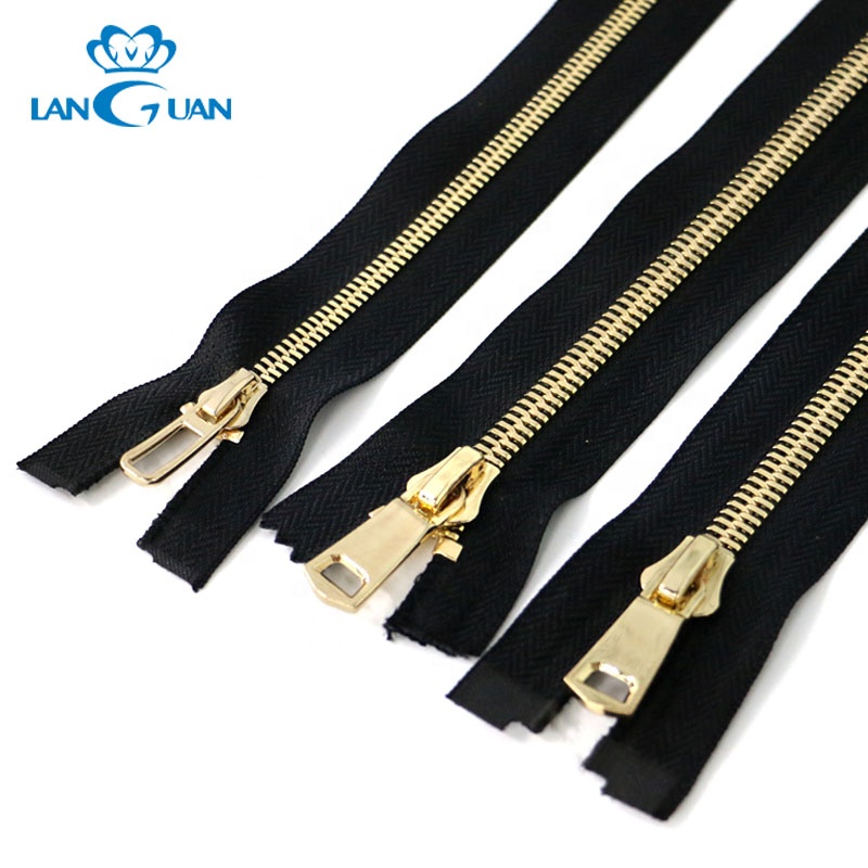 Decorative jacket custom rubber zipper pull