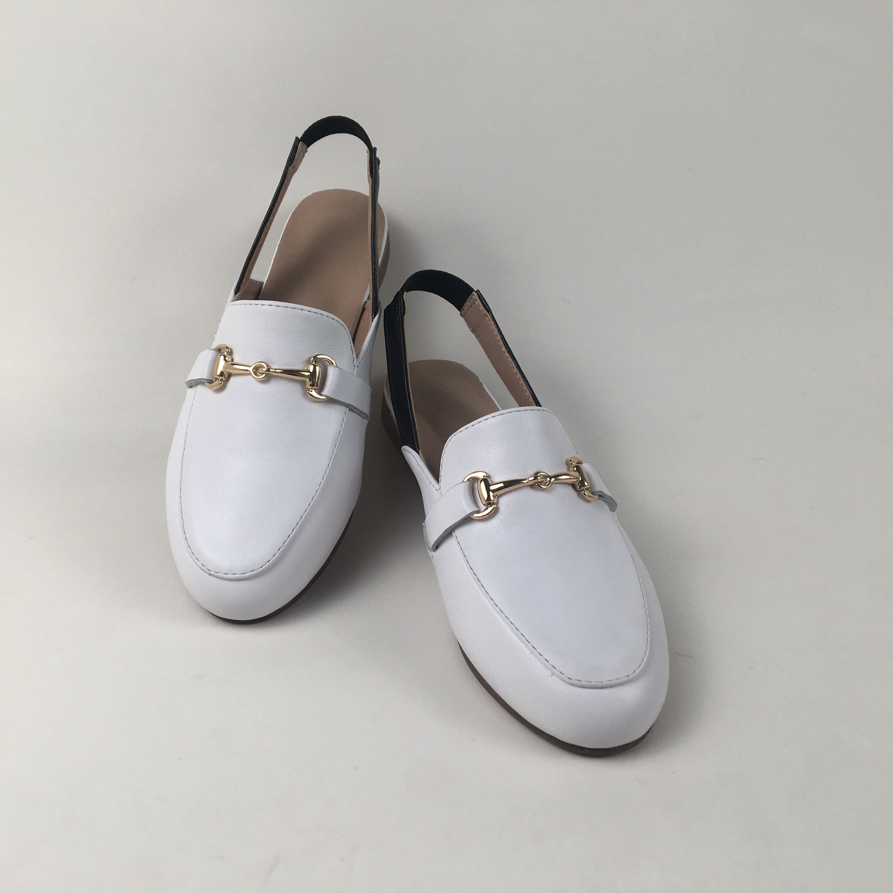 Hot Selling Leather Girls Loafer Shoes with Gold Chain Front Flats Children Slingback For Girls Flats Children Sandals