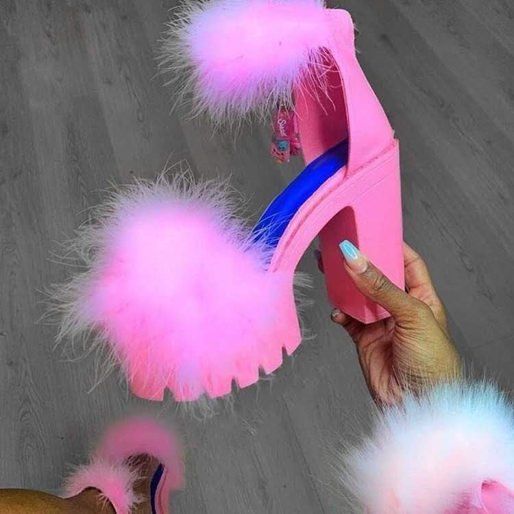 Explosion New ladies furry beautiful high heels shoes sandals