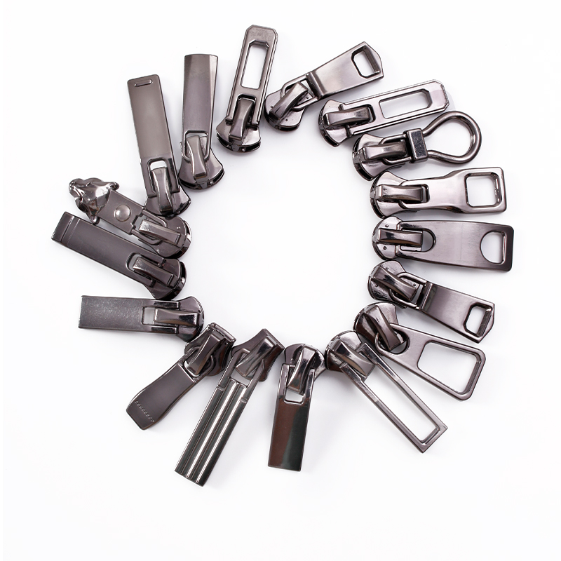 Source manufacturers customize high-quality metal zipper sliders for zipper sliders