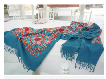 Wholesale Hangzhou Factory 100% Pure Silk Scarf Swallow Printed Satin Scarf