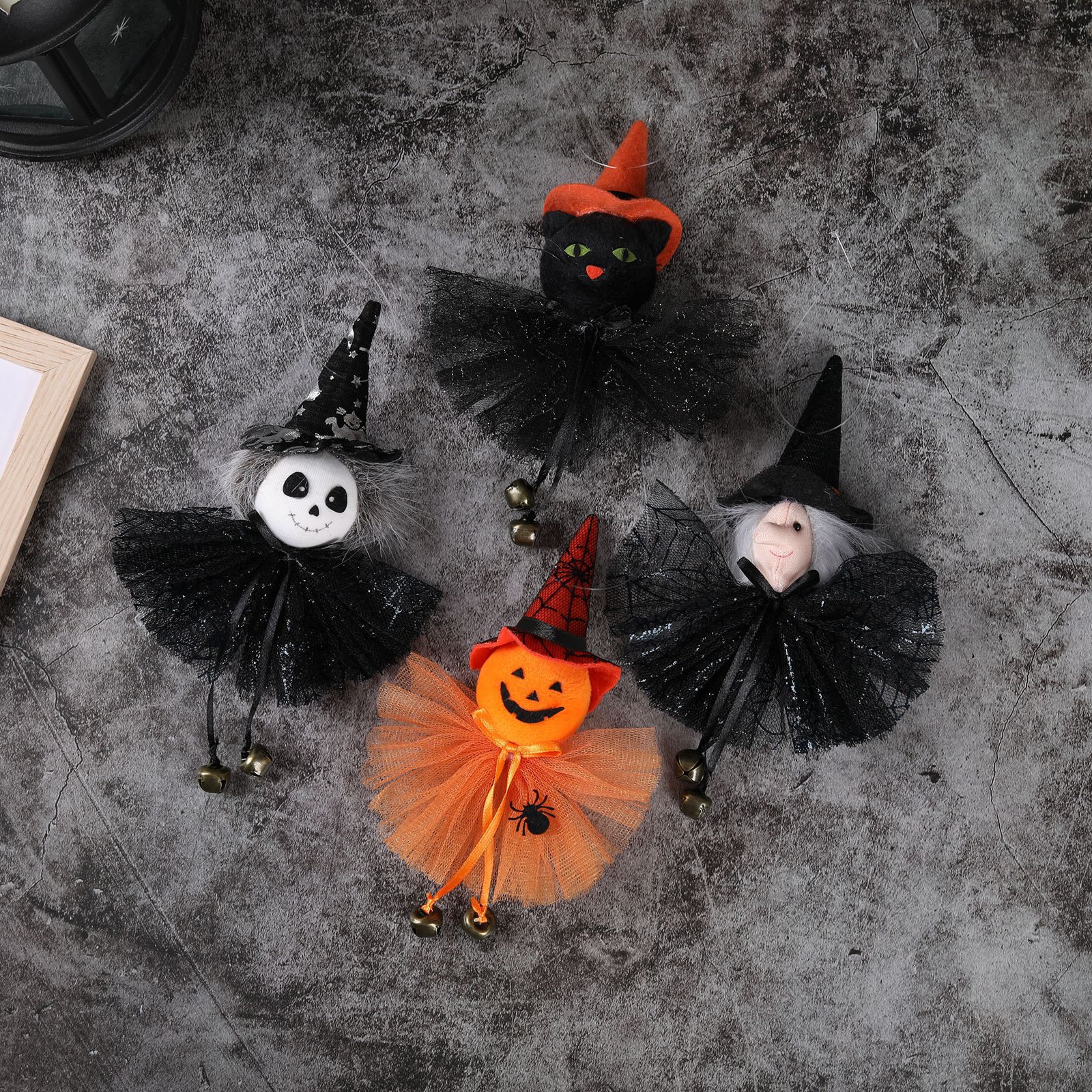 Halloween Eve Decoration Room Wall Ornaments Trick or Treat Bells Halloween Party Pendant For Child Gift