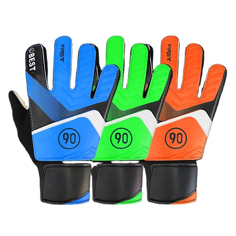 Factory wholesale children's football goalkeeper mitten latex anti-collision goalkeeper mitten hand guards anti-collision