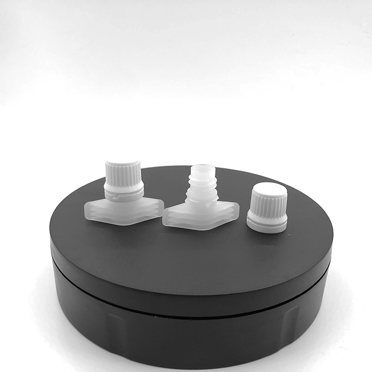spout with nozzle cap for doypack