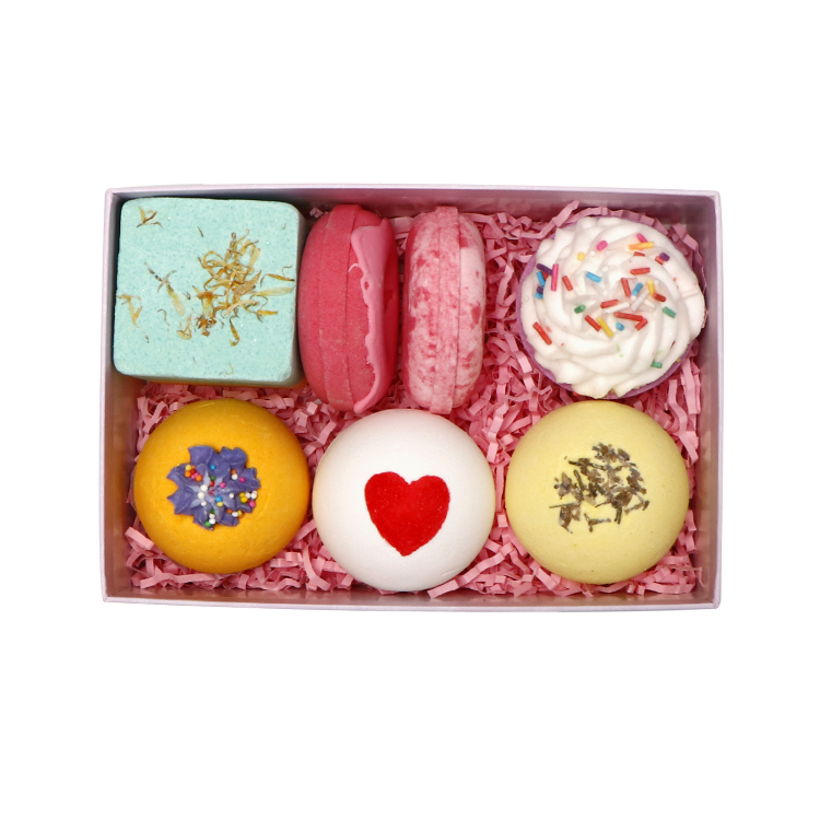 Christmas vegan organic boxes kids fizzy private label cbd packaging gift sets bath bombs