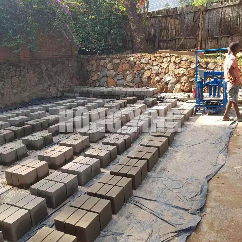 QMY2-40 small mobile concrete block laying machines